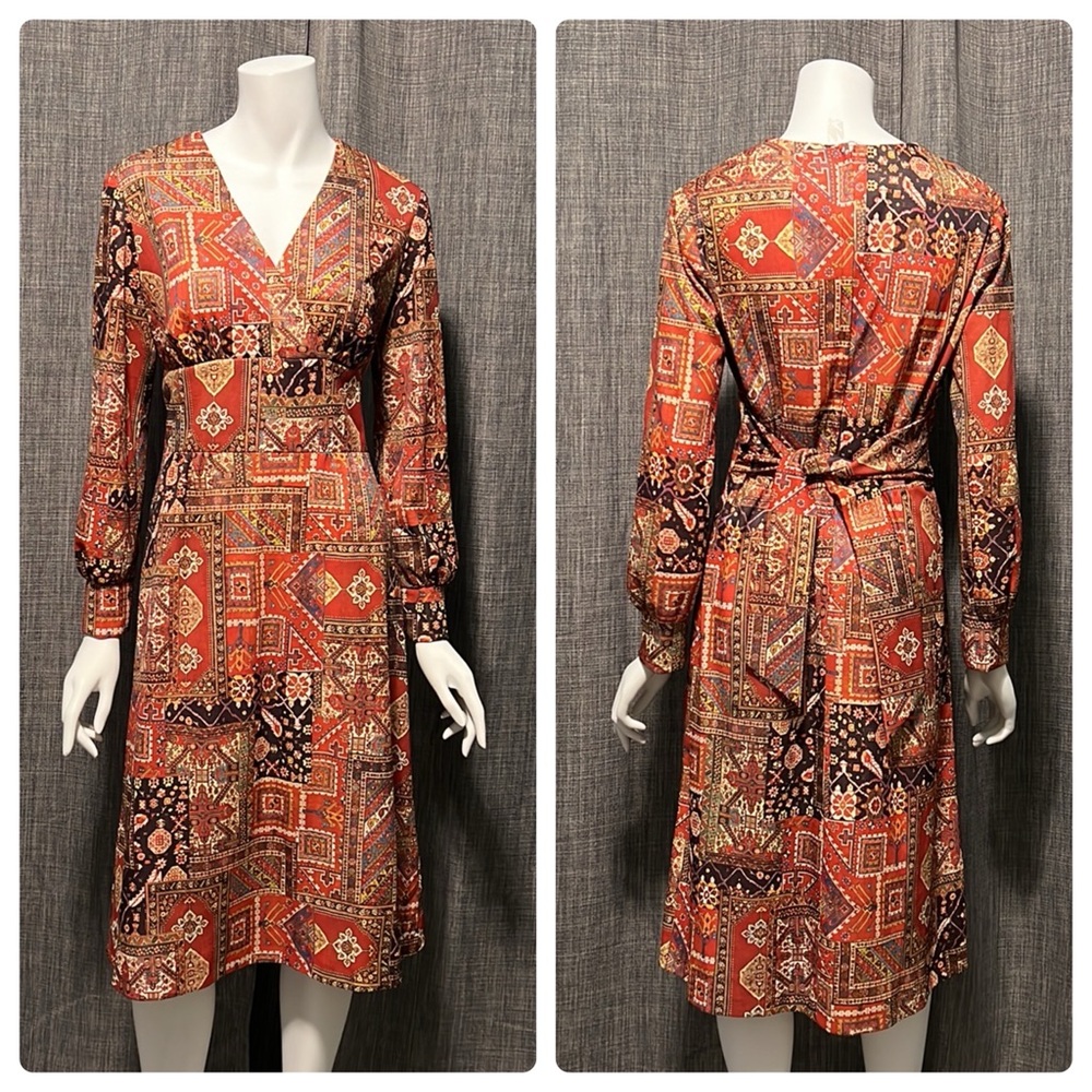 VINTAGE Jean Lang Originals 60’s Long Sleeve Tapestry Print Midi Dress